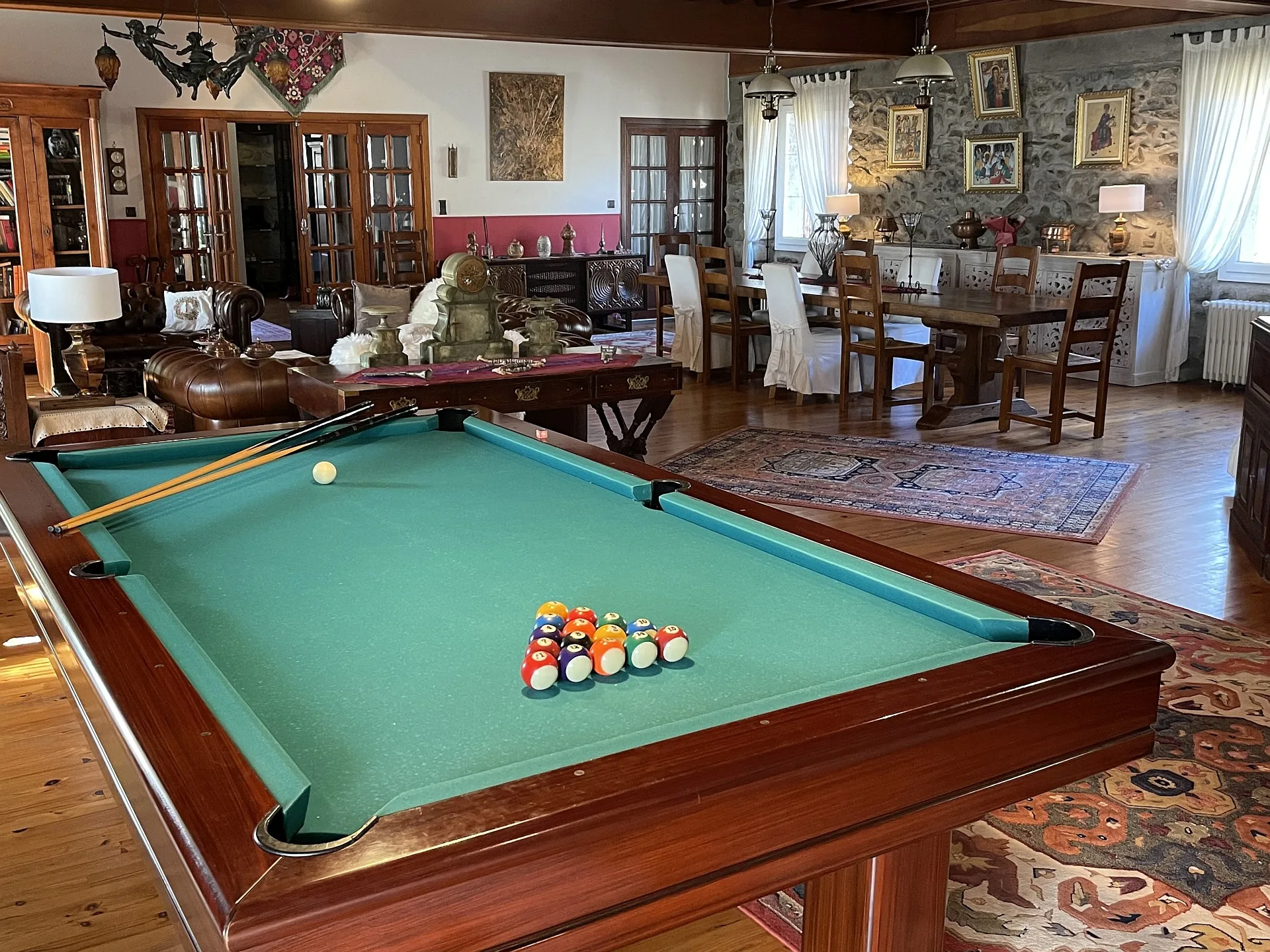 Billard salon Les Forges d'Enfalits